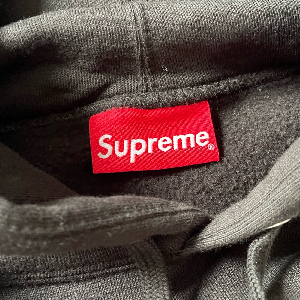 Supreme Smurf Hoodie Brand New Deadstock Size Large - Picture 8 of 10